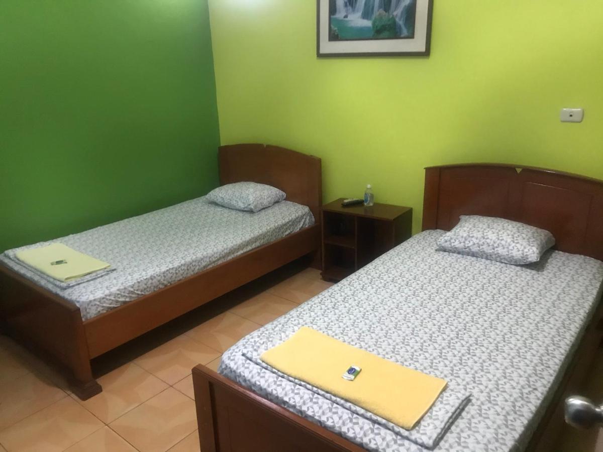 Amazon Dream Hostel With Ac And Starlink อีกีโตส ภายนอก รูปภาพ